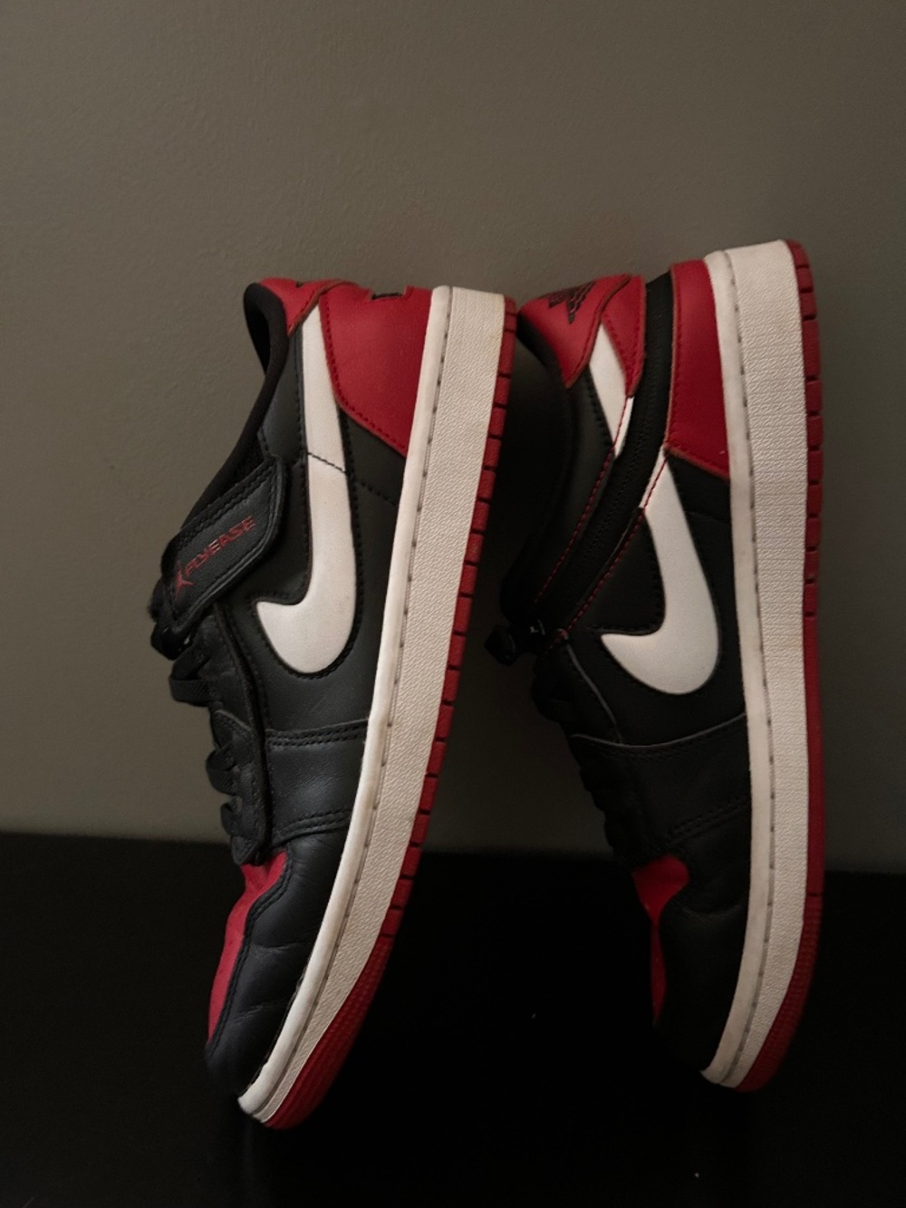 Nike Air Jordan 1 Low FlyEase 'Bred'